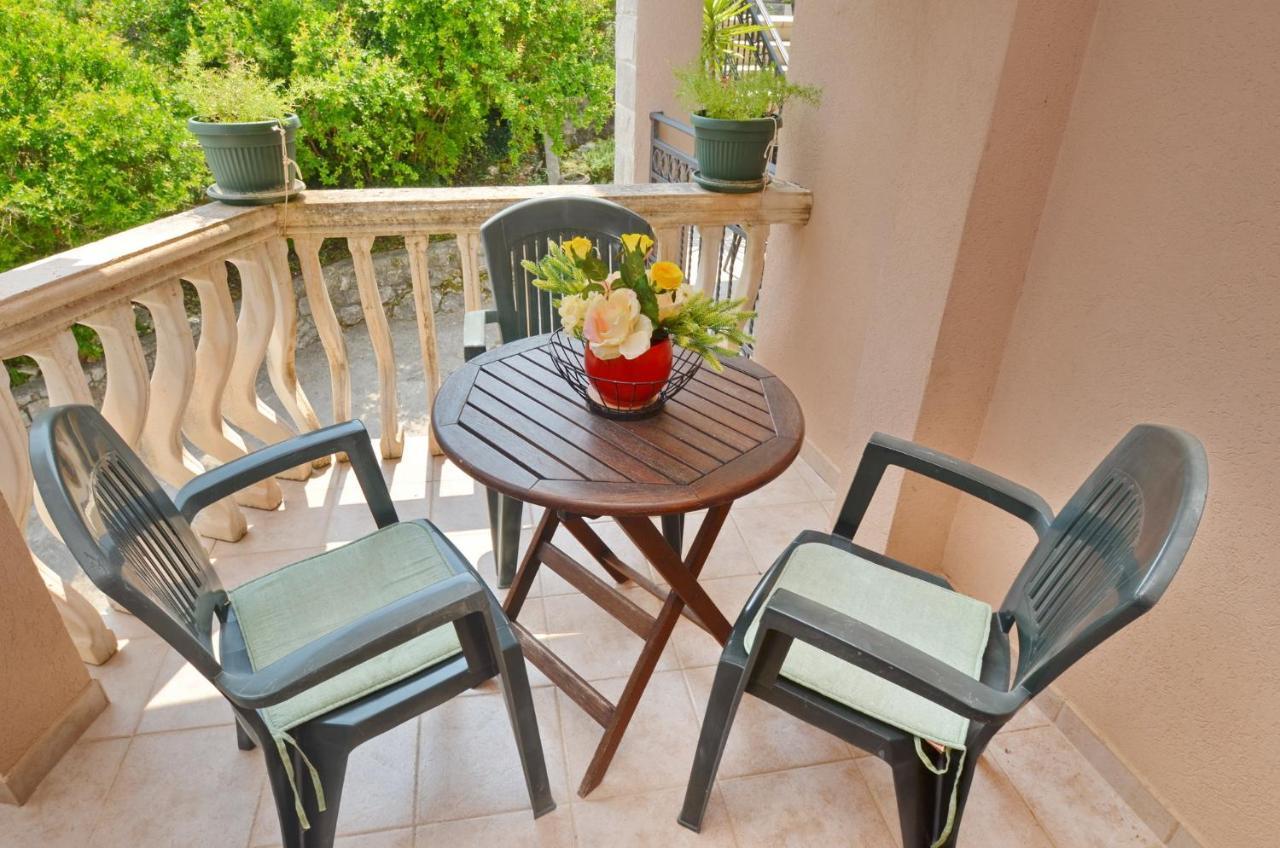 Apartment Romana Tivat Exterior foto